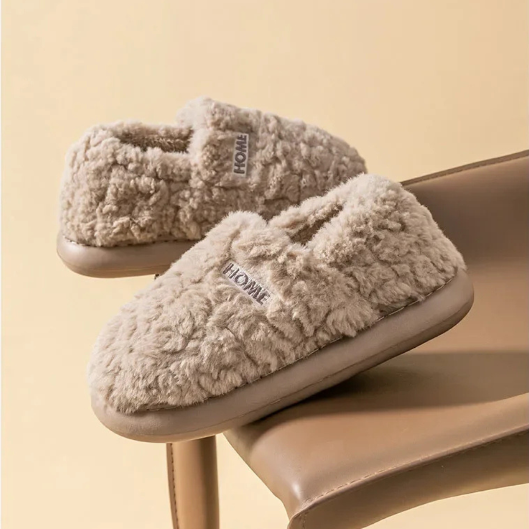 Hilde – Lined Plush Slipper, view 11
