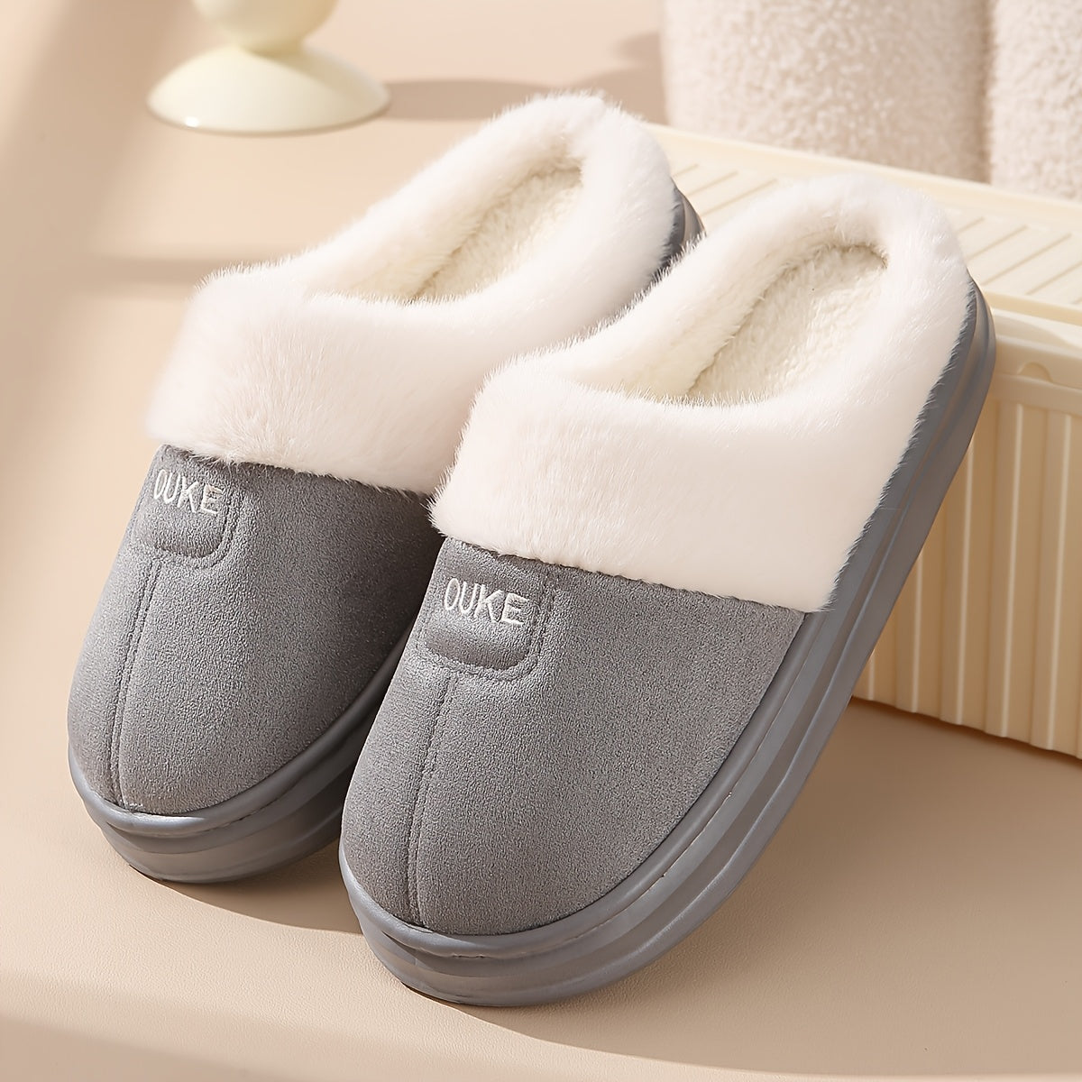 Fien – Soft Slipper with Cushioned Footbed, view 2