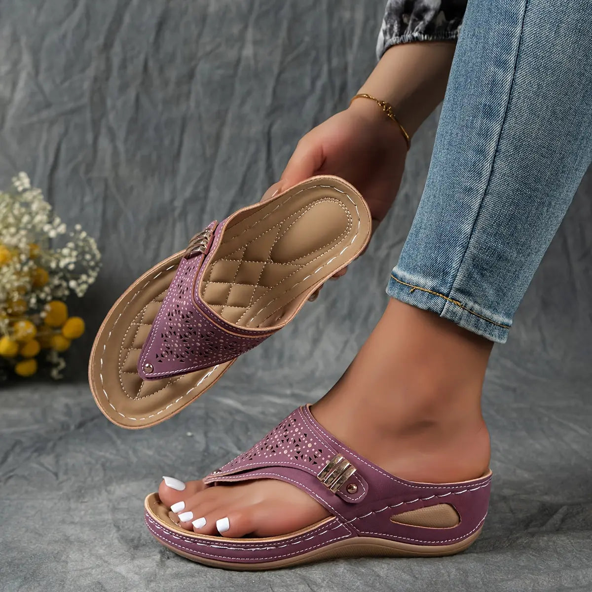 Élodie – Wedge Toe-Post Sandal, view 5