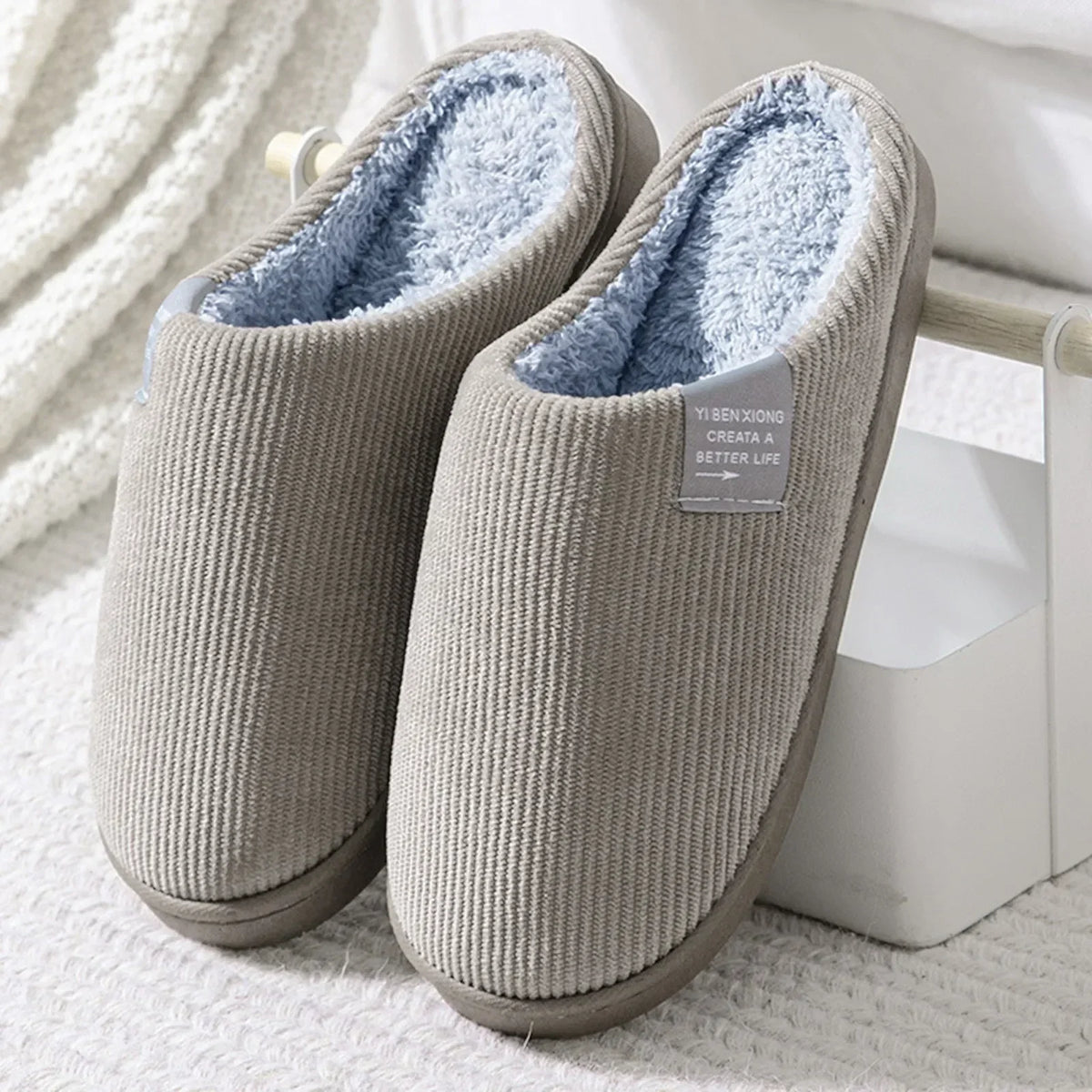 Hera – Plush Winter Slipper, view 2