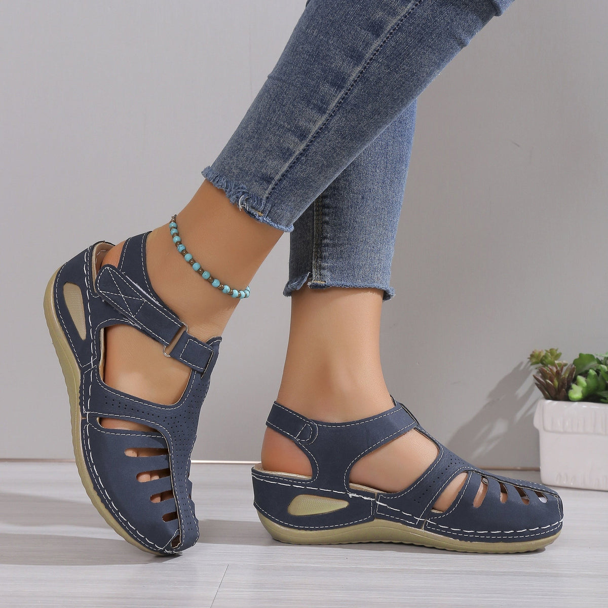 Leni – Comfort Sandal with Gentle Lift, view 10